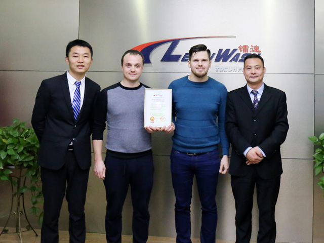 20181202130764126412_lb360.jpg 20181202130764126412_lb360.jpg