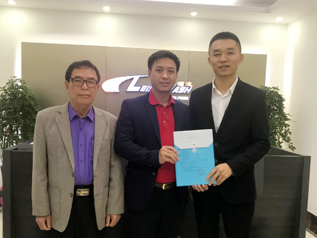 20181203100840454045_lb360.jpg 20181203100840454045_lb360.jpg